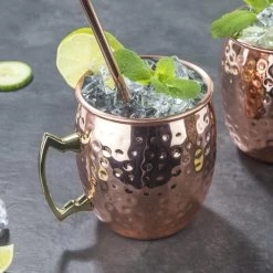 HI Set Van 2x Cocktailbekers/cocktailglazen Moscow Mule 500 Ml Met Drinkrietjes -Het originele servies. 1000021536 0102