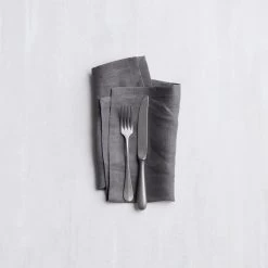 DDDDD Servetten Cabin - 40x40cm - Grijs - 4 Stuks 6 DDDDD Servetten Cabin - 40x40cm - Grijs - 4 Stuks -Het originele servies. 1000029129 0101