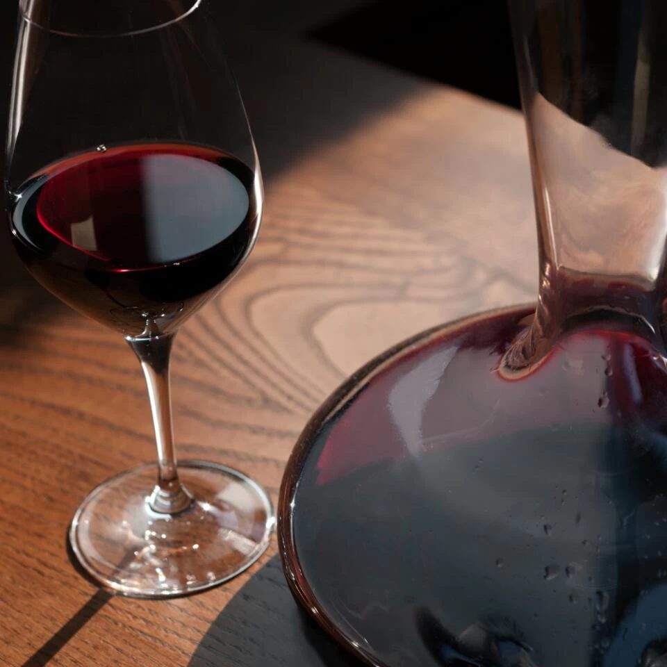 Orange85 Decanteer Karaf Met Oor 1.5L Wijn Beluchter Decanteerkan Glas 4 Orange85 Decanteer Karaf Met Oor 1.5L Wijn Beluchter Decanteerkan Glas - Afbeelding 2