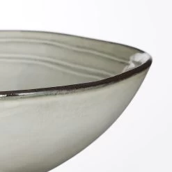 Mica Decorations Tabo Schaal - H7,5 X Ø23,5 Cm - Grijs 8 Mica Decorations Tabo Schaal - H7,5 X Ø23,5 Cm - Grijs -Het originele servies. 1000077198 0102