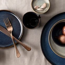 Dutch Rose Sapphire Bord 21.5 Blauw -Het originele servies. 1000087948 0102