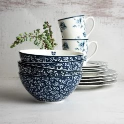 Laura Ashley Set 16 Delig Servies 4 Persoons -Het originele servies. 1000093052 0103