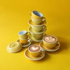 Egg Koffiekop Met Schotel - Set Van 2 - 150ml - Geel 9 Egg Koffiekop Met Schotel - Set Van 2 - 150ml - Geel -Het originele servies. 1000093473 0103