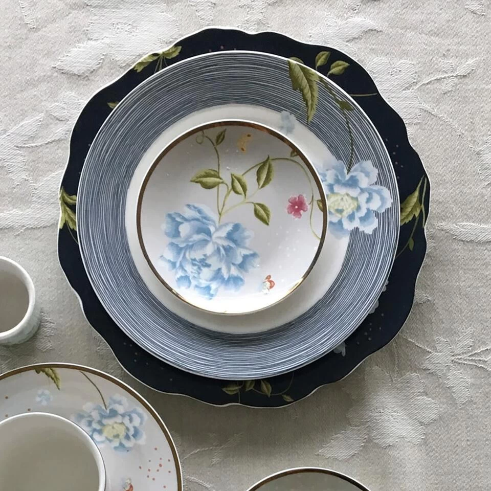Laura Ashley Set 56 Delig Servies 5 Laura Ashley Set 56 Delig Servies - Afbeelding 3